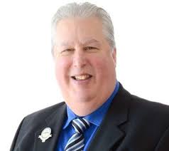 Martin Nadon dévoile deux candidats en vue des élections municipales de  Repentigny