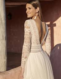 Manon Pascual Creatrice De Robe De Mariee Et Pret A Porter En 2020 Robe Mariee Boheme Robe De Mariee Robe De Mariee Lille