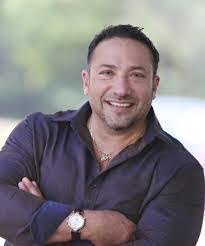 Anthony Crivelli's Instagram, Twitter & Facebook