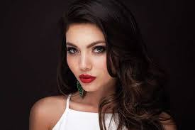 Jackie Croft's Instagram, Twitter & Facebook