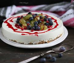 что можно приготовить сладкого из яиц сахара и муки Dieticheskij Tort Bez Muki Yaic I Sahara Poleznyj Tort Deserty Tort Bez Yaic