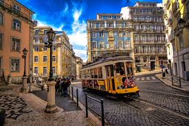Portugal is geographically positioned in the northern and western hemispheres of the earth. Can Portugal Attract 1 Million Chinese Tourists Per Year Jing Travel