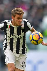 Juventus will be thrown out of serie a if they don't officially withdraw from the european super league project, the head of the italian football federation said monday. Season 2017 2018 The Last Juventus Sassuolo Juventus Tv