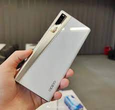 Oppo just unveiled the world's first rollable smartphone — the oppo x 2021 — which features a continuously variable rollable oled display. Ù…ÙˆØ§ØµÙØ§Øª ÙˆØ³Ø¹Ø± Ø¬ÙˆØ§Ù„ Oppo X 2021 ÙˆØ£Ù‡Ù… Ù…Ù…ÙŠØ²Ø§ØªÙ‡ Ù…ÙˆØ§ØµÙØ§Øª Ø¨Ø±Ùˆ
