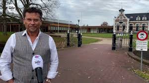 Localité de la commune de kollumerland en nieuwkruisland (fr); Rel Rond Verkoop Gemeentehuis Kollum Youtube