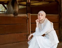 Hijabenka adalah situs belanja fesyen muslimah terkemuka di indonesia. Haiti Nadewa Hirarosa On Behance