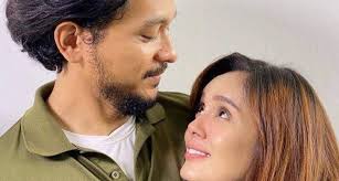 Halalkan hati yang ku curi ini adalah adaptasi novel karya penulis mia kiff. Curi Curi Cinta Episod 19 Layanjer
