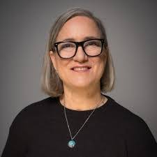 Sarah Heibel's Instagram, Twitter & Facebook