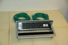 Bachmann 912.0156 coni provides unrestricted access to power, media and data supplies. Bachmann Coni Und Einbaurahmen Coni Kaufen Auf Ricardo