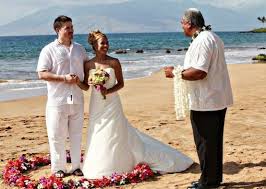 Makena Beach Maui Hawaii A Beach Wedding Permit Can Be Obtained At Afirstclasswedding Com Weddings Hawaii With Images Maui Weddings Beach Wedding Beautiful Weddings