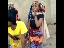 #gidankaruwai #hausasex #muneeratabdulsalam #hausa #kannywood #niger видео kalli yadda wasu hausawa ke iskanci a fili канала gidan karuwai. Fauziya Iskanci Yar Aikin Gidana Ta Zama Matar Mijina Page 11to 14 Wattpad Tutorialforrazrcellphone