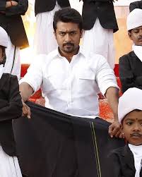 Thaanaa serndha koottam / cast Pin On Suraya