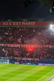 Cest le 4e plus grand stade de france avec 49 112 places. Parc Des Princes Stadium Joueur De Foot France Affiches De Football Psg
