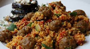 De vrijdag is een dag die bij moslims een bijzondere plaats inneemt als dag van de samenkomst van de gemeenschap. Kruidige Vegetarische Couscous Met Auberginecreme Jessie S Cuisine