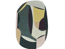 Hier zeigen wir euch den beginn eines gehäkelten ovals und wie ihr dafür auf beiden seiten der luftmaschenkette arbeitet.viele tolle handarbeitsideen findet. Ovaler Teppich Aus Wolle Polia Shape Kollektion The Designers By Toulemonde Bochart Design Florence Bourel