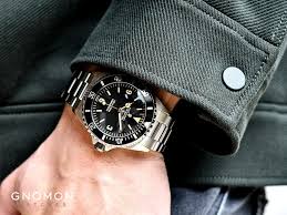 Steinhart Ocean 39 Explorer Luxury Watches On Carousell Steinhart ovm 39mm ocean una produzione limitata milsub 5517 omaggio. sgd