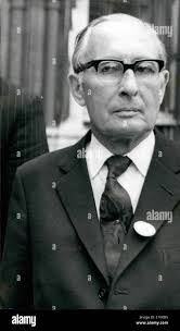 Duncan sandys hi-res stock photography and images