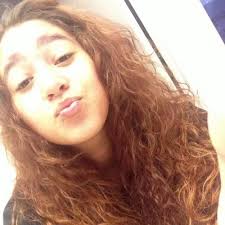 Amanda Perales (@MandaPerales)