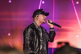 Decorate your house, flat, bedroom, kitchen, living room and even wedding with our color ideas. 2021 Kane Brown Live Concert In Lubbock Mallet Event Center And Arena Levelland 13 March 2021