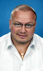 Professional wrestler King Kong Bundy dead at age 61