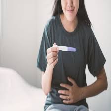 ماذا تشعر المرأة عند تلقيح البويضة وشكل الافرازات بعد تلقيح البويضة مجلة أبدعي