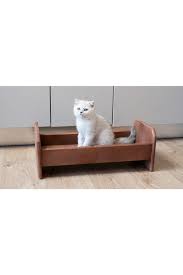 Vantuzlu Cama Asilan Kedi Yatagi