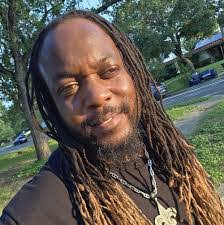 Darryl Glasco's Instagram, Twitter & Facebook