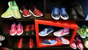 Seorang prajurit kastil kesatria delphe berkata bahwa dia membutuhkan flashbang untuk mengganggu pandangan para harpy, dan memintamu untuk mendapatkan material untuk membuatnya. 5 Tips Memulai Bisnis Sepatu Yang Mudah