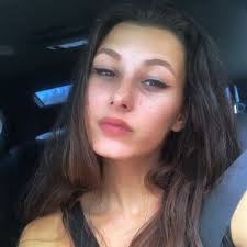 Tabitha Branham (@tabitha_xoxoxo)