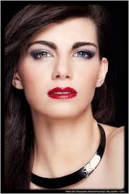 Waardenburg syndrome is another cause. Yeux Verron Shefalitayal
