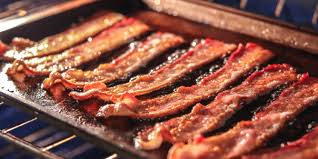 Microwave approximately 1 minute for every piece of bacon. How To Cook Bacon In The Oven To Perfection Bestviewsreviews