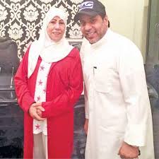 هذا هو أهم جزء في الموضوع فلماذا يا ترى رغم معرفة الزوج بحرمة جماع الدبر يحاول الأزواج وحسب علمي نسبة كبيرة منهم قديماً وحديثاً اقناع زوجاتهم بجماع الدبر ؟!!! Ø¬Ø±ÙŠØ¯Ø© Ø§Ù„Ø¬Ø±ÙŠØ¯Ø© Ø§Ù„ÙƒÙˆÙŠØªÙŠØ© Ø¹Ø¨Ø¯Ø§Ù„Ø£Ù…ÙŠØ± Ù…Ø±ÙŠÙ… Ø§Ù„ØµØ§Ù„Ø­ Ø±Ø³Ù…ÙŠØ§ ÙÙŠ Ù…Ø³Ù„Ø³Ù„ Ø¨ÙŠØ§Ø¹Ø© Ø§Ù„Ù†Ø®ÙŠ