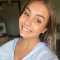 Melissa Lieber's Instagram, Twitter & Facebook