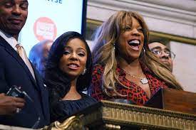 Wendy's is literally the perfect stock for this sub, the reddit post said. Wendy Williams Disses Ashanti You Are A Fledgling Artist At Best Spin
