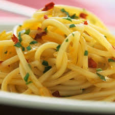 Piatto base per la prova di abilità 'aglio, olio e peperoncino'. Pin On Fighetti Pasta
