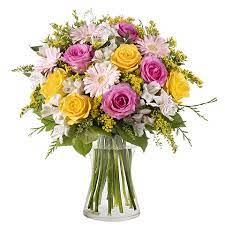 Perhaps it's a pretty vase of blue iris, a striking display of pink and white stargazer lilies, or a bouquet of whimsical white orchids in a clear green vase. Pink And Yellow Roses Colourful Rose Bouquet Floraqueen