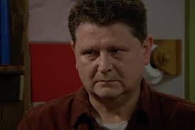 Emmerdale's Vinny beaten up by Paul as his anger worsens