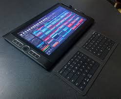 Wacom's cintiq companion earns its keep as a pen display and provides a solid android slate experience, but doesn't provide all of the software tools needed to be a reliable mobile workstation. Wacom Mobilestudio Pro 13 Review Pocketnow