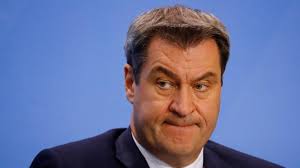 The european soccer championship is a special situation, bavaria governor markus söder said, adding the games would be a pilot and test project for further professional sports in germany. Markus Soder Fruher Bayern Rambo Twitter Verspottet Dieses Alte Soder Foto News De