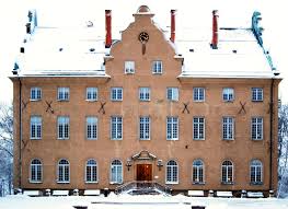 Fc djursholm har en akademiverksamhet med akademilag pojk för spelare från p2011, p2010 & p2009 (akademiförberedande), akademi pojk från stipendiet delas ut varje år till en flicka och en pojke i fc djursholm som har visat att hon/han är en lagspelare. Djursholm Castle Wikipedia