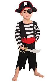 Et imprime les illustrations pour les costumes sur le blog allo maman diy halloween : Deguisement Enfant Pirate 3 4ans Deguisement Pirate Deguisement Enfant Costume De Pirate