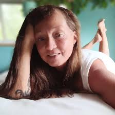 Just a girl from the hollar.