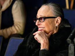 Splendiferous! OC's 'Illustrator to the Stars' has love affair with Chance 