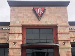 Maybe you would like to learn more about one of these? Deep Dish Pizza Bbq Burgers Handcrafted Beer College Station Tx 77845 Locations Bj S Restaurants And Brewhouse