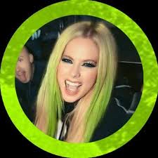 Avril Lavigne Ecuador✪ 🇪🇨 (@AvrilEc_Oficial)