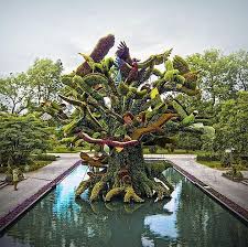 Grandiose Marchenhafte Pflanzenskulpturen Detailverliebt De Zeitgenossischer Garten Skulpturen Garten Botanischer Garten