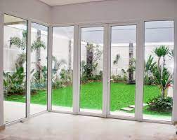 Kusen jendela kamar rumah minimalis dengan gorden terbaru via pinterest.com. Model Kaca Jendela Rumah Tentukan Estetika Rumah Mungil Modern Windownesia Jual Jendela Aluminium Dan Jendela Upvc