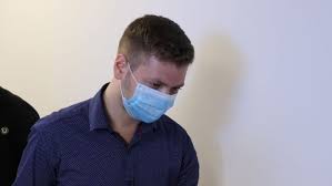 נתניהו נולד בירושלים לבנימין נתניהו, אז סגן שר החוץ בממשלת הליכוד, ולשרה נתניהו. Pzqqv9ezxume3m