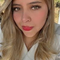 20+ perfiles de «Manuela»