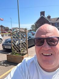 Gary Sales (@GazwanaSalesy)